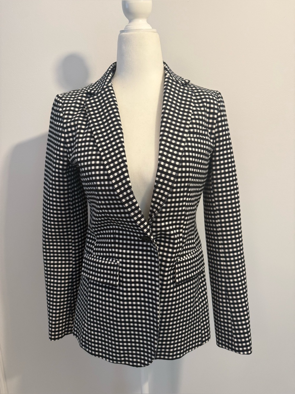 Banana Republic Long and Lean Gingham Blazer, Size 0